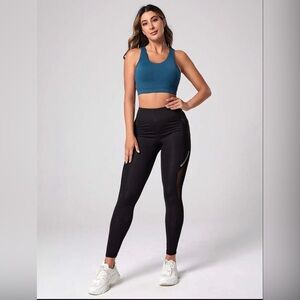 FOREVER 21 exercise bra for women size S  color blue good condition